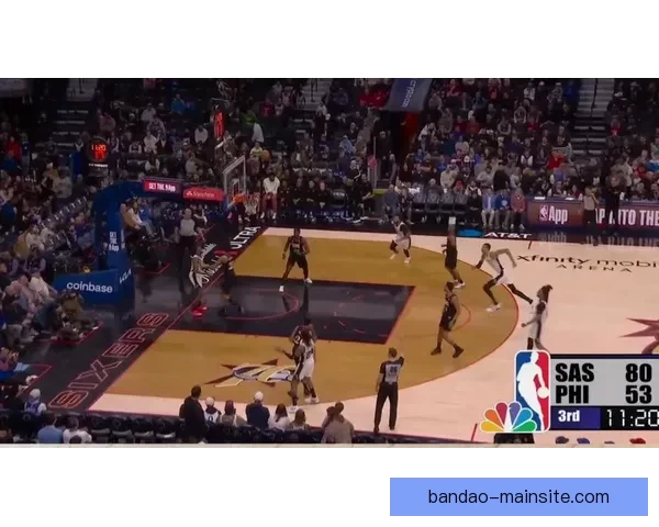 29日NBA前瞻：文班亚马带队挑战雄鹿 76人黄蜂争夺东部第七位