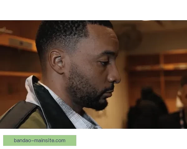 鲍威尔表态愿为胜利调整位置彰显首发球员担当
